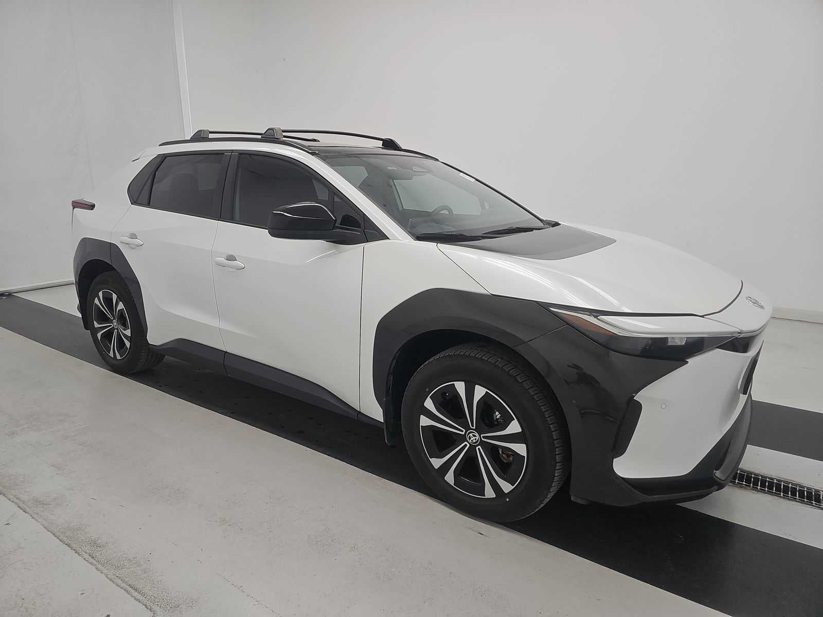 2024 Toyota bZ4X XLE