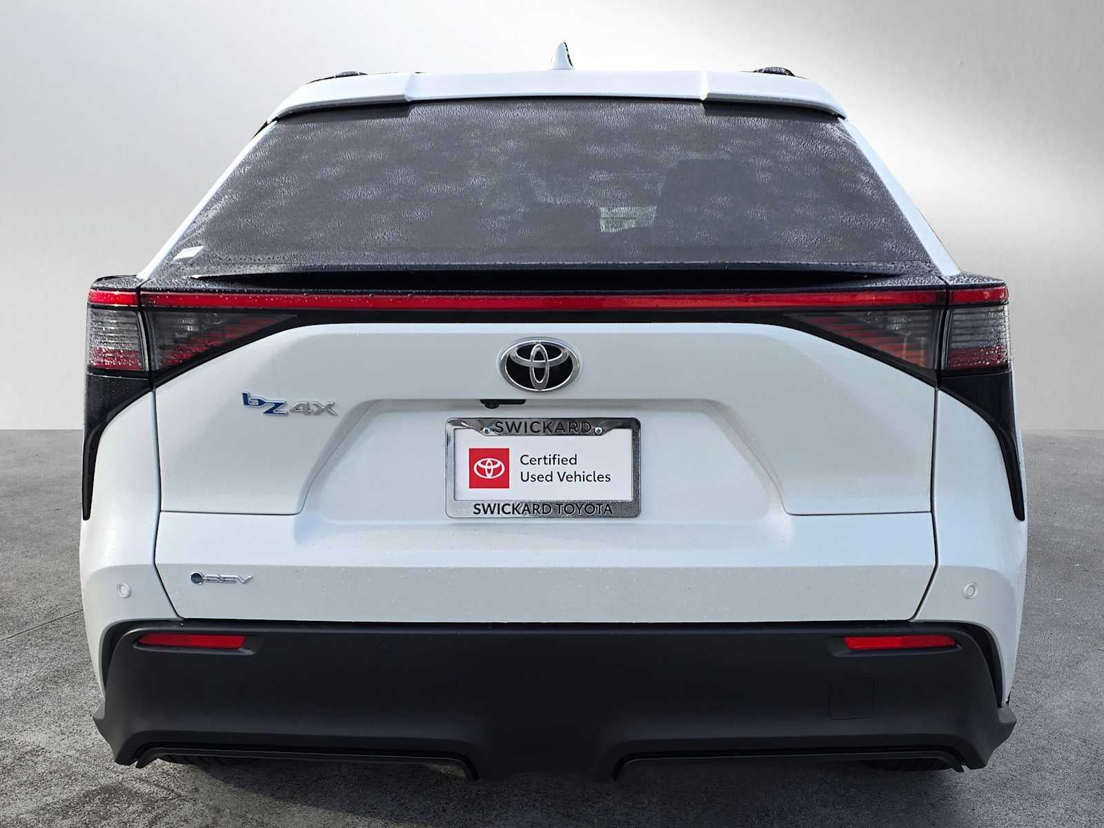 2025 Toyota bZ4X XLE