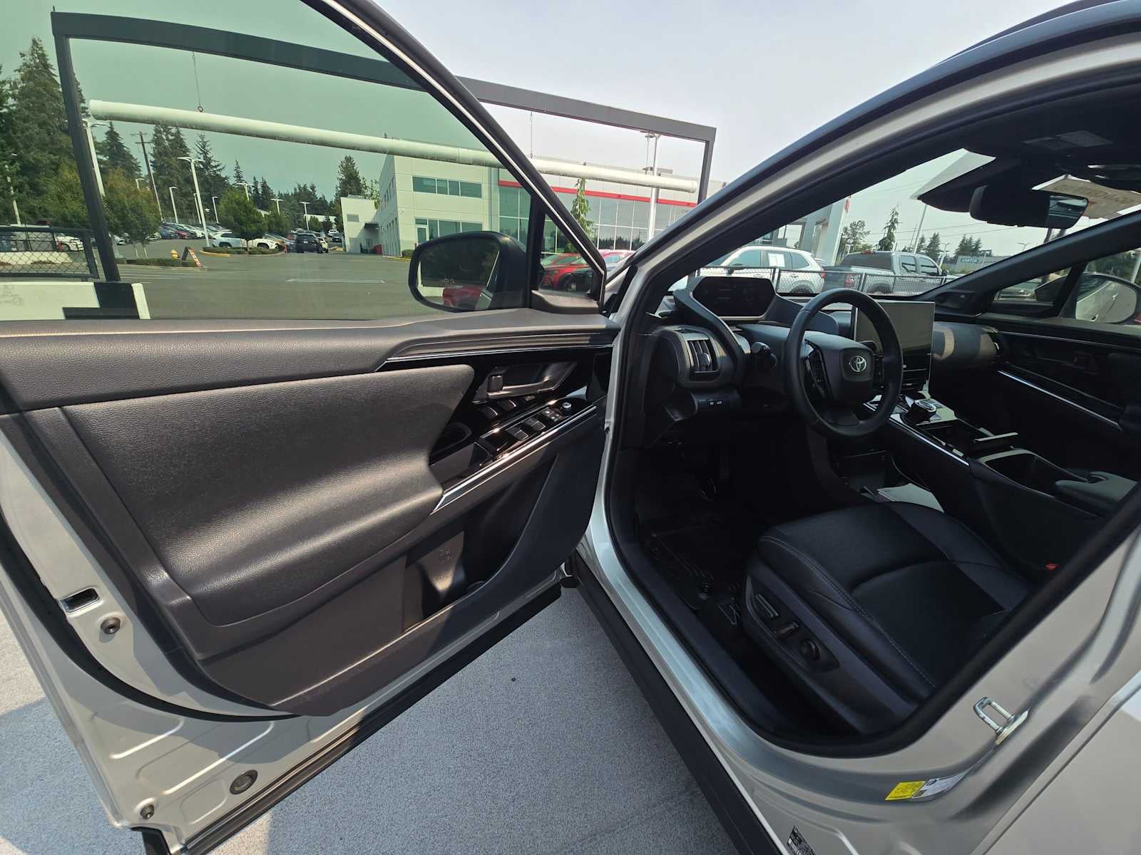 2023 Toyota bZ4X Limited