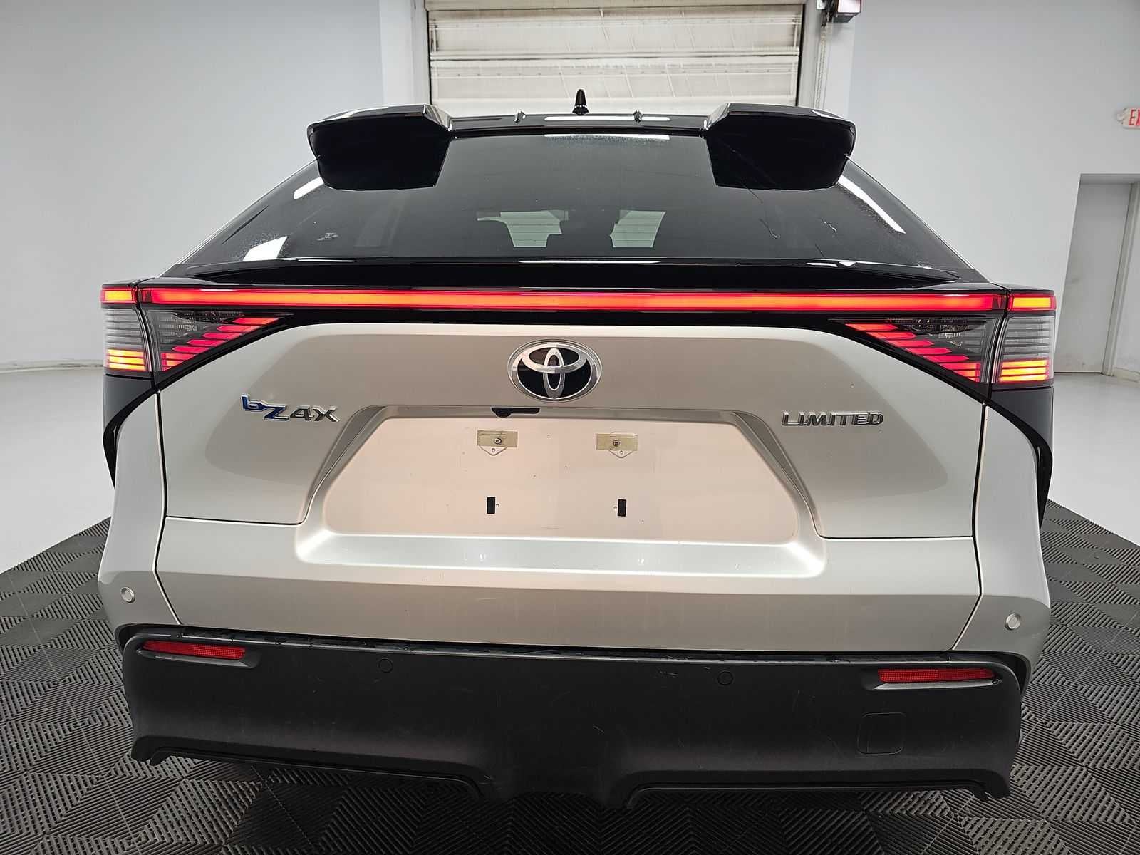 2023 Toyota bZ4X Limited