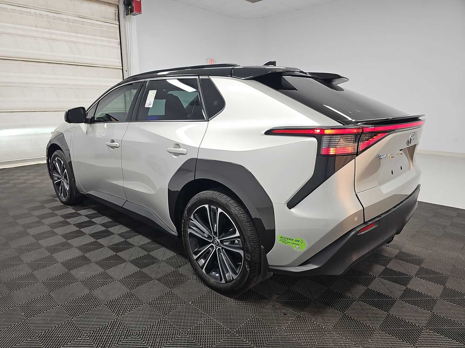 2023 Toyota bZ4X Limited
