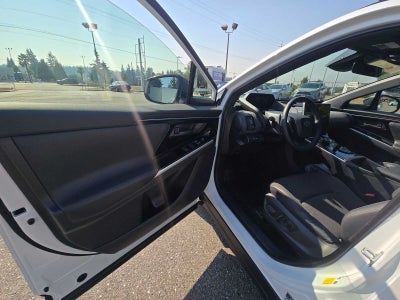 2025 Toyota bZ4X XLE