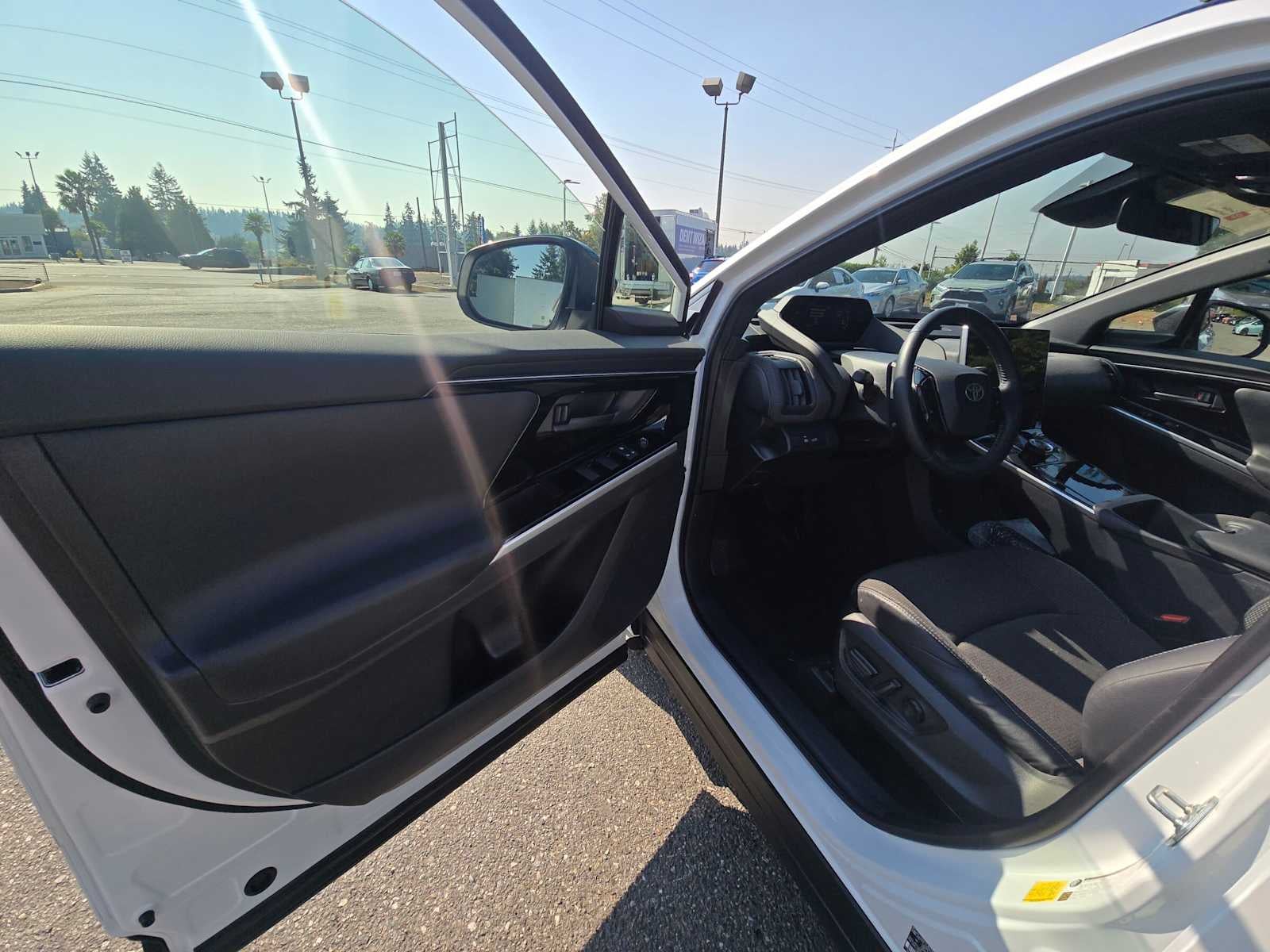 2025 Toyota bZ4X XLE