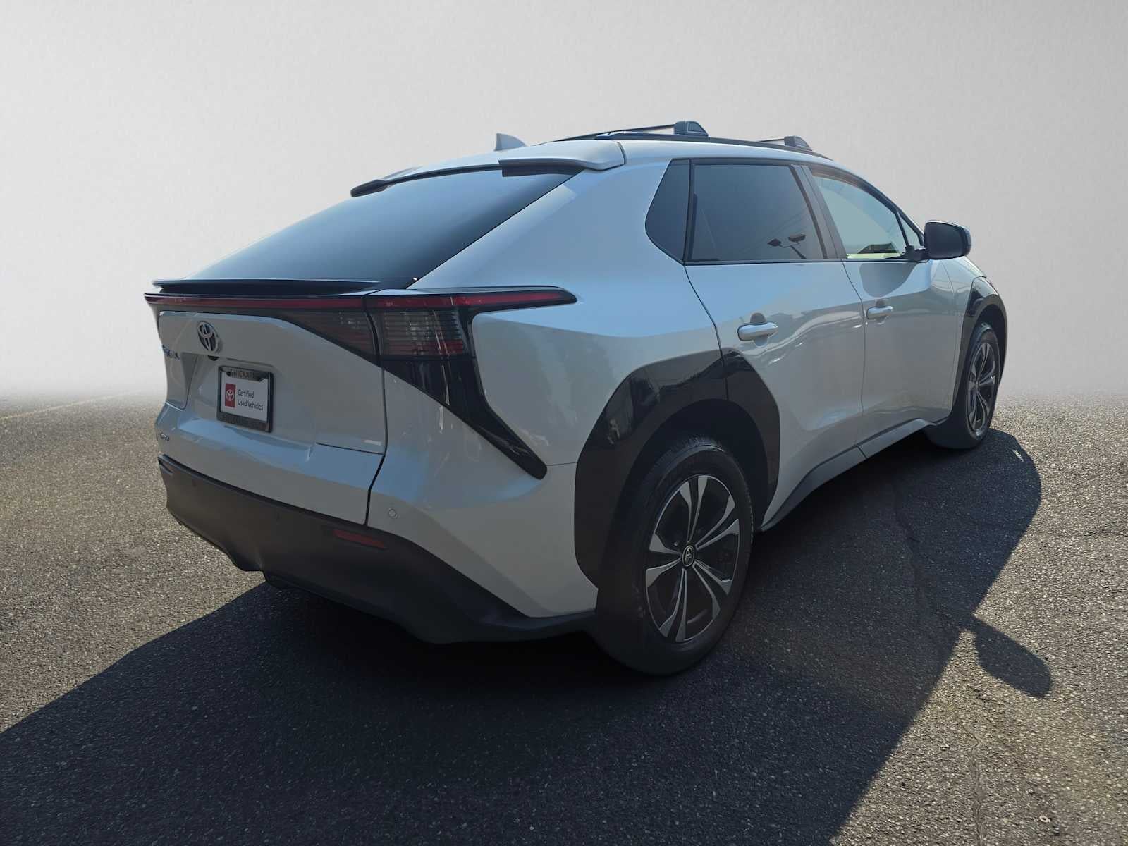 2025 Toyota bZ4X XLE
