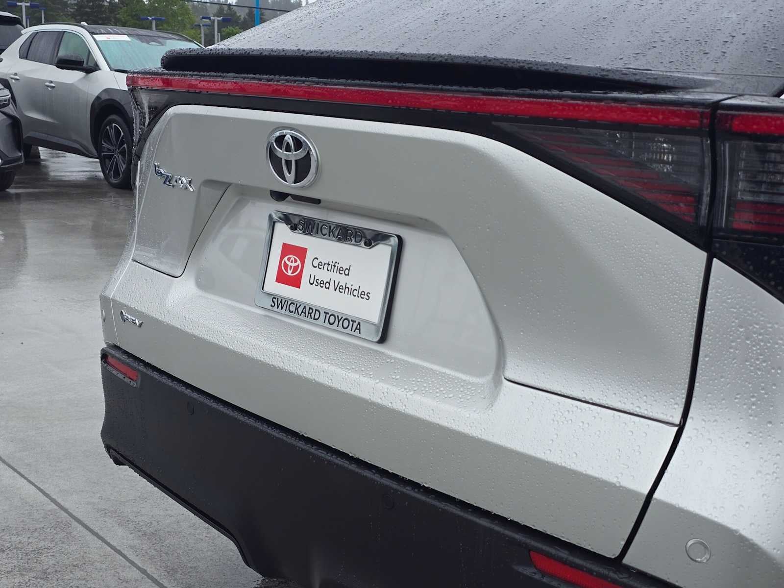 2025 Toyota bZ4X XLE