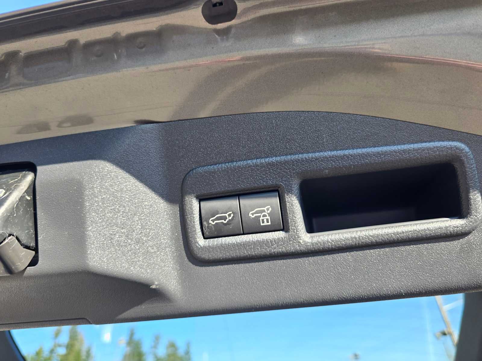 2025 Toyota bZ4X XLE