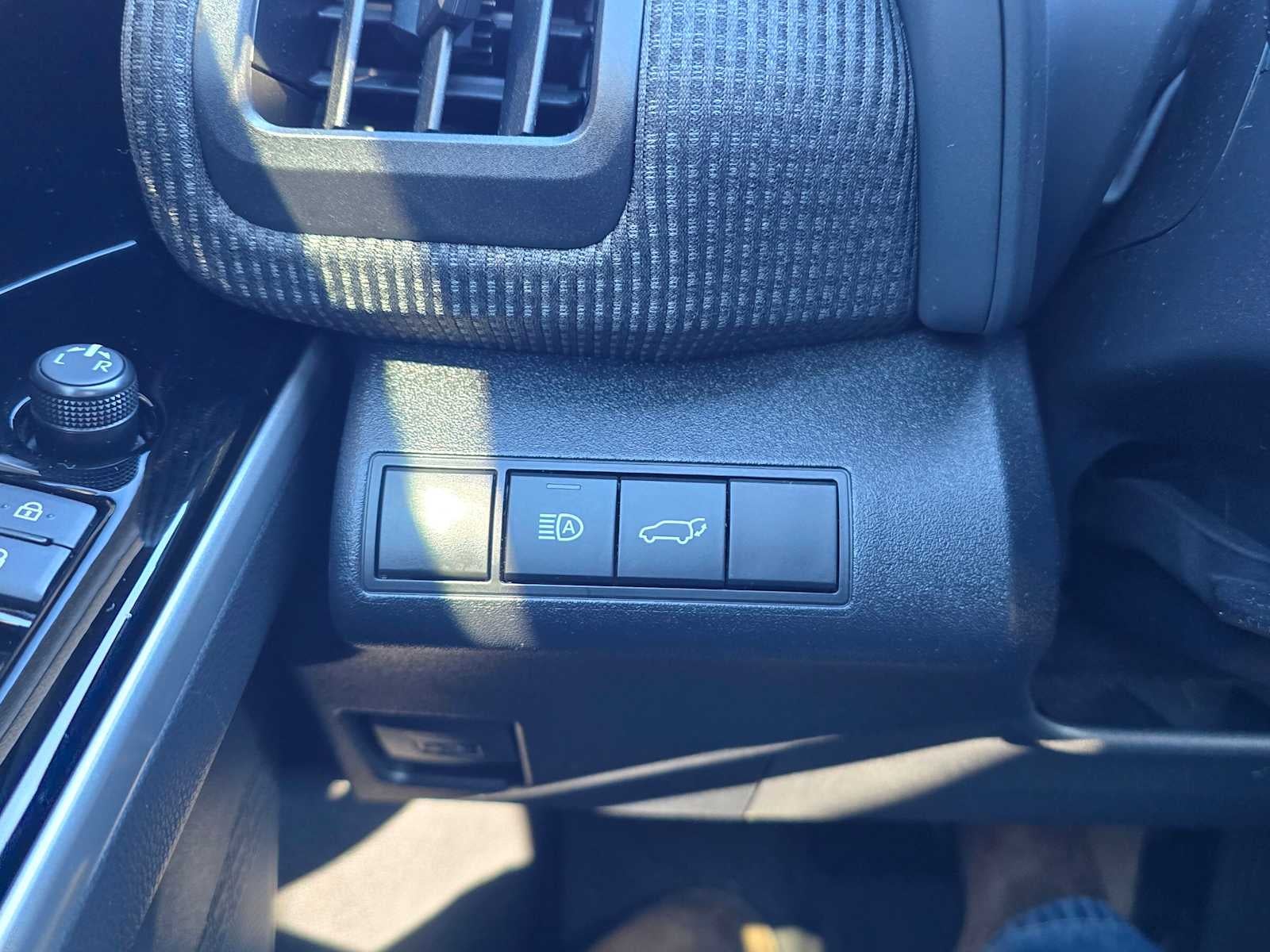 2025 Toyota bZ4X XLE