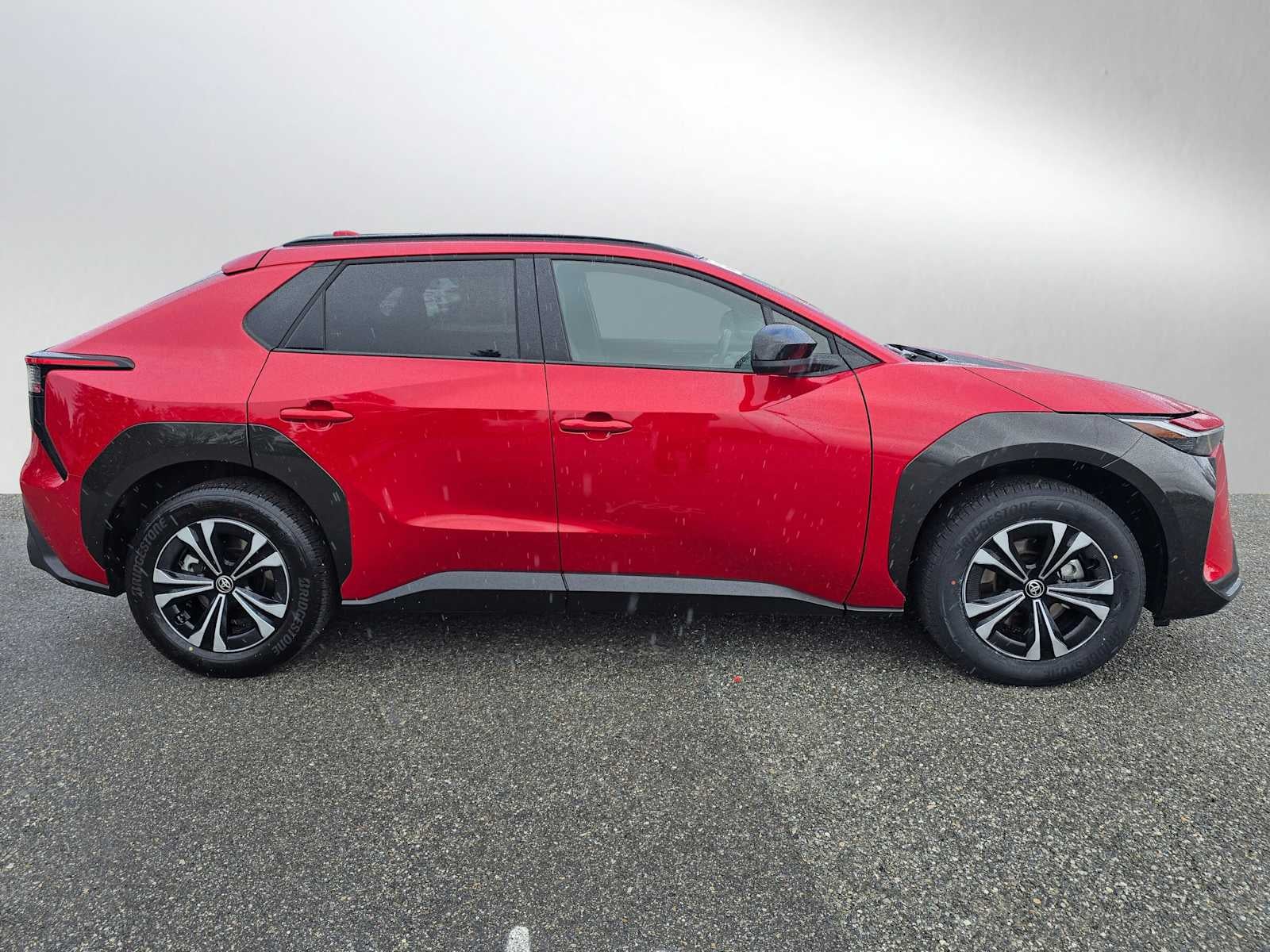 2025 Toyota bZ4X XLE