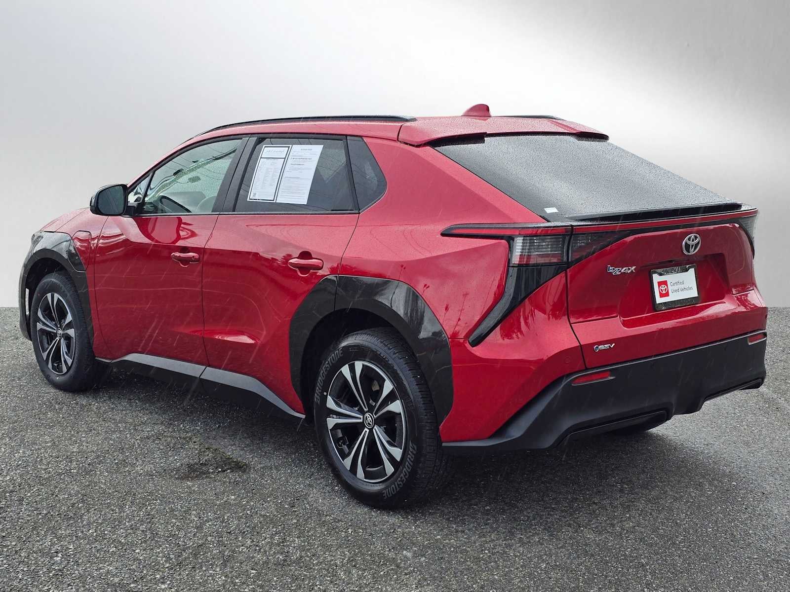 2025 Toyota bZ4X XLE