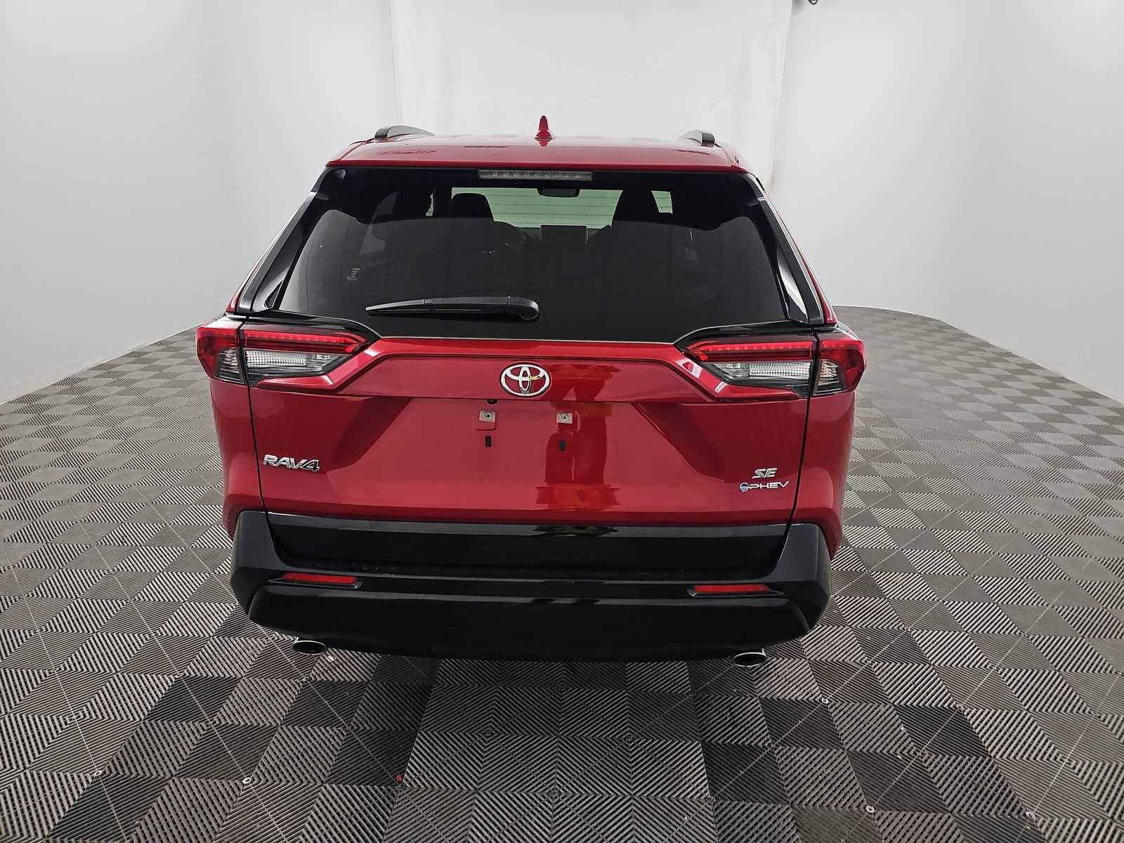 2025 Toyota RAV4 Plug-In Hybrid SE