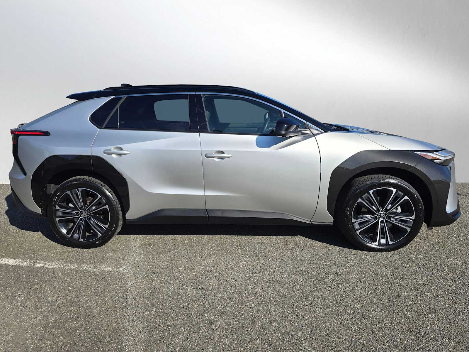 Used 2023 Toyota bZ4X Limited with VIN JTMABACA1PA044411 for sale in Edmonds, WA