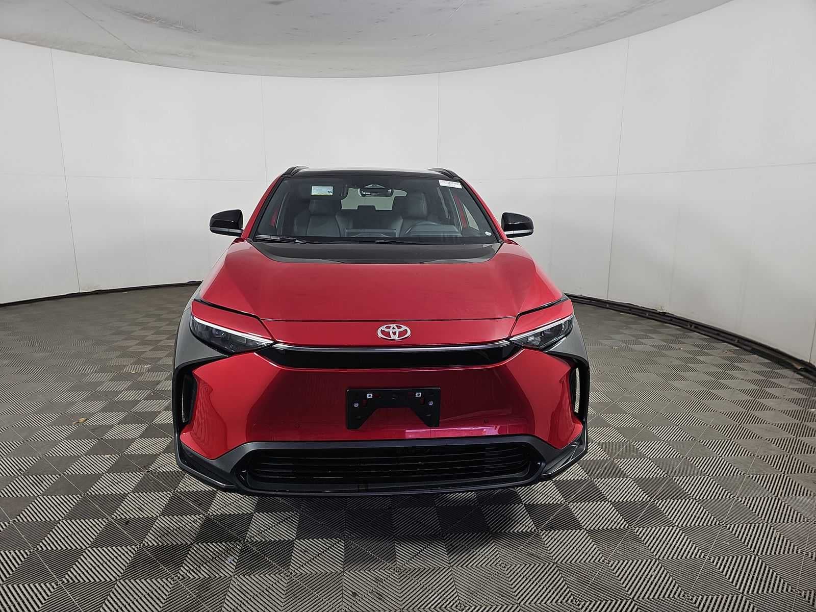 2025 Toyota bZ4X XLE