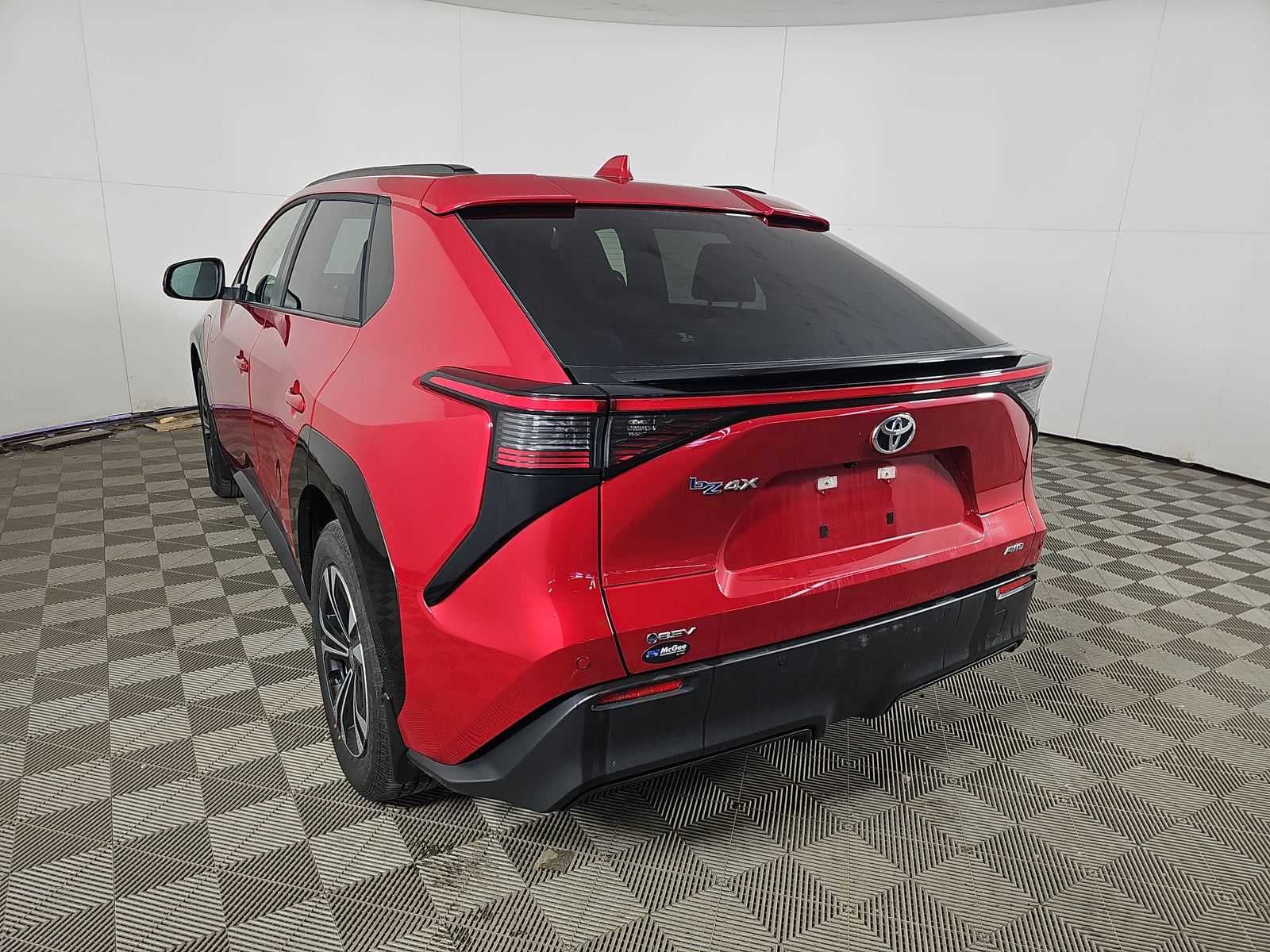 2025 Toyota bZ4X XLE