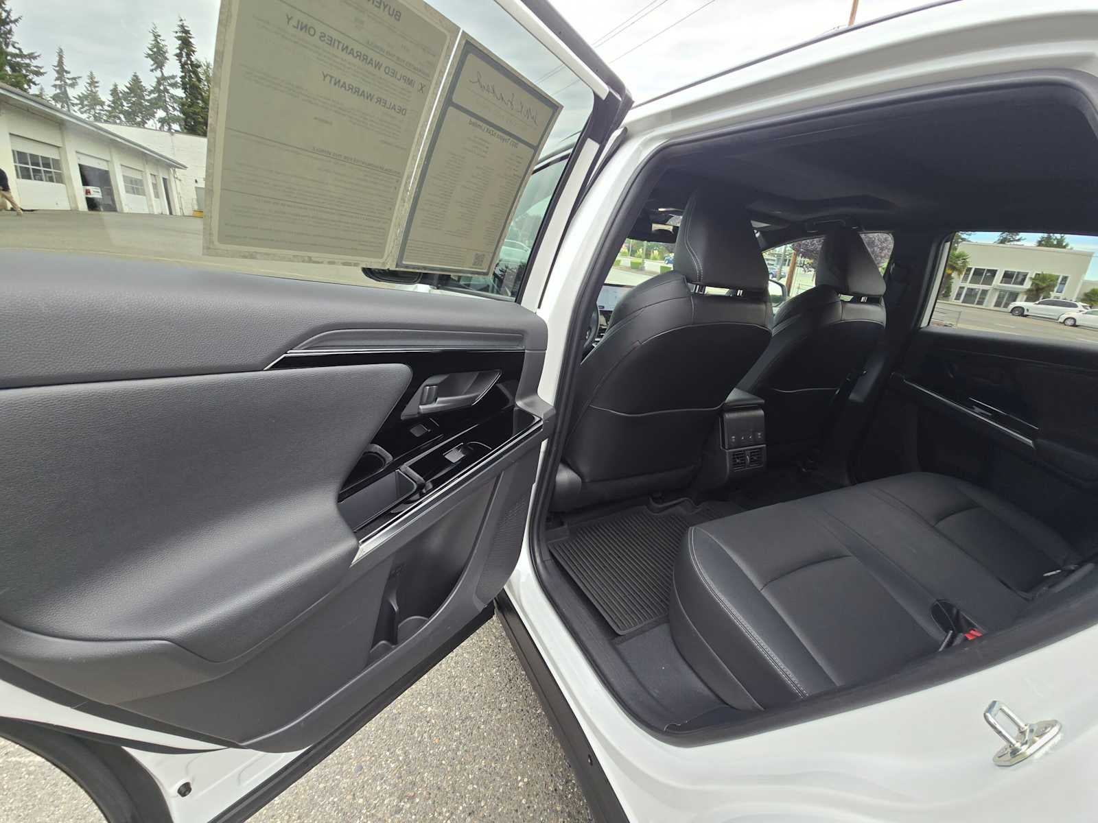 2023 Toyota bZ4X Limited