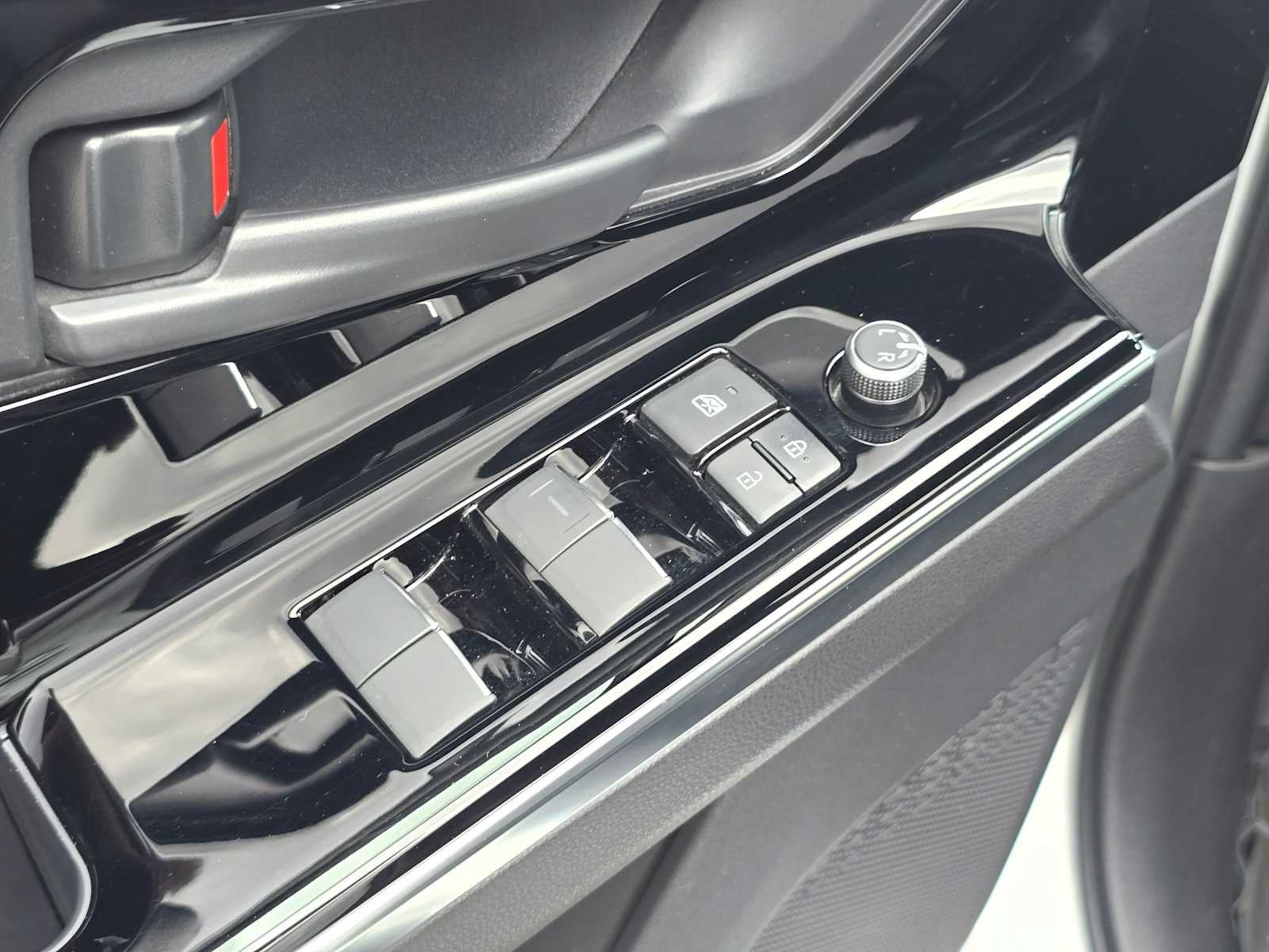 2023 Toyota bZ4X Limited