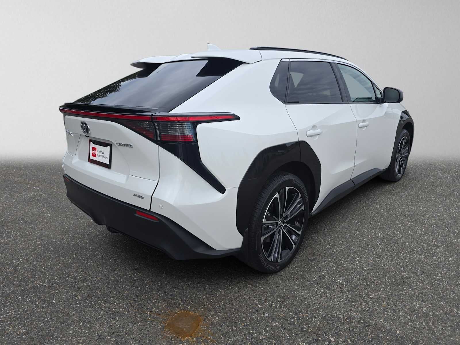2023 Toyota bZ4X Limited