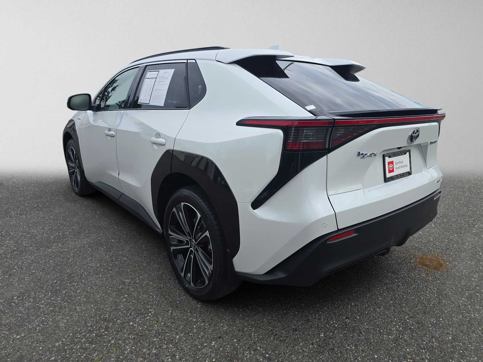 2023 Toyota bZ4X Limited