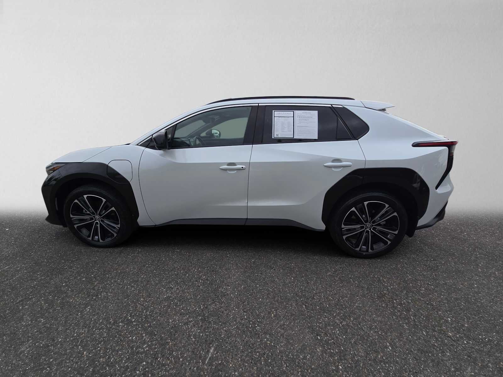 2023 Toyota bZ4X Limited