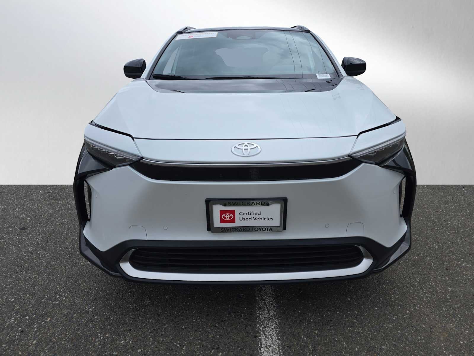 2024 Toyota bZ4X Limited