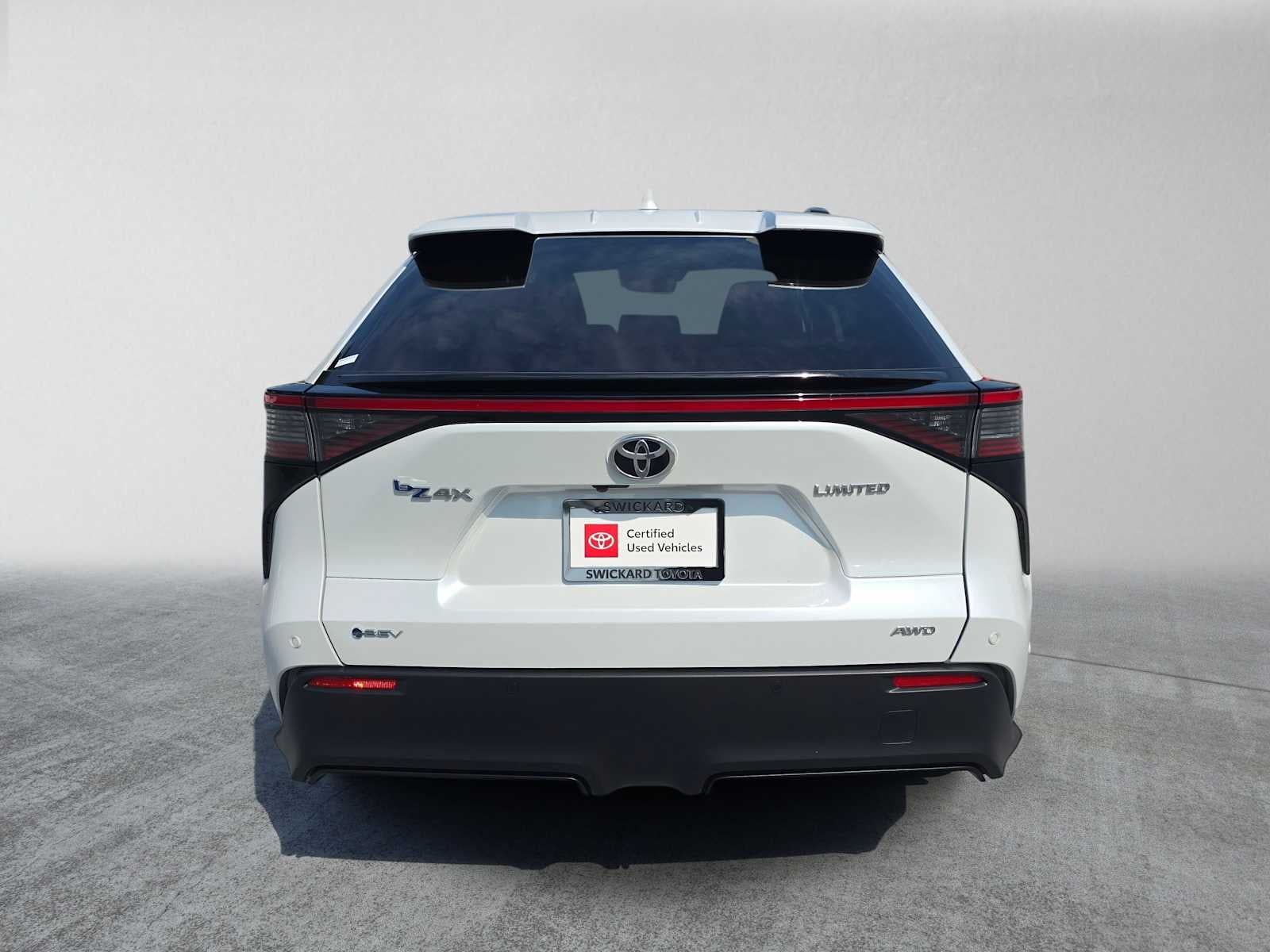 2024 Toyota bZ4X Limited