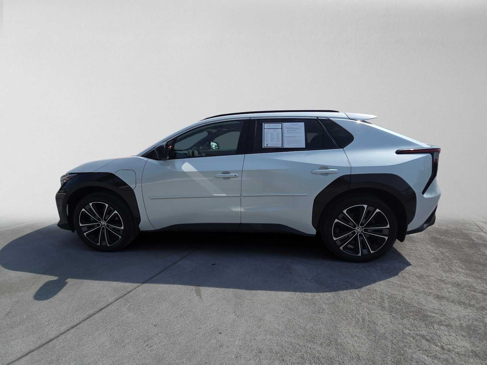 2024 Toyota bZ4X Limited
