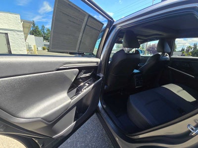 2025 Toyota bZ4X XLE