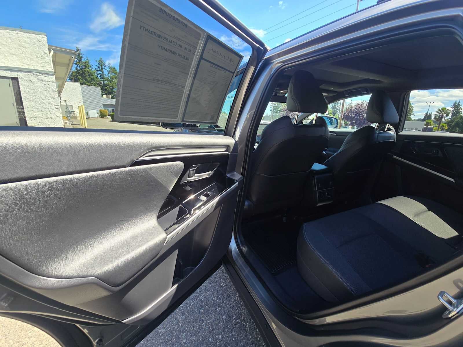2025 Toyota bZ4X XLE