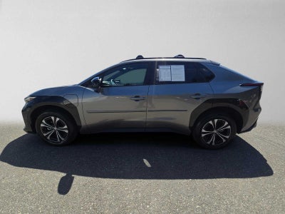 2025 Toyota bZ4X XLE