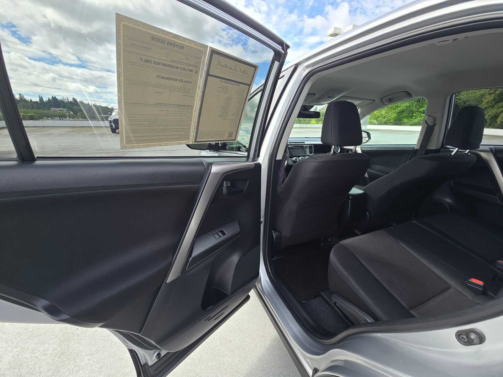 2018 Toyota RAV4 LE