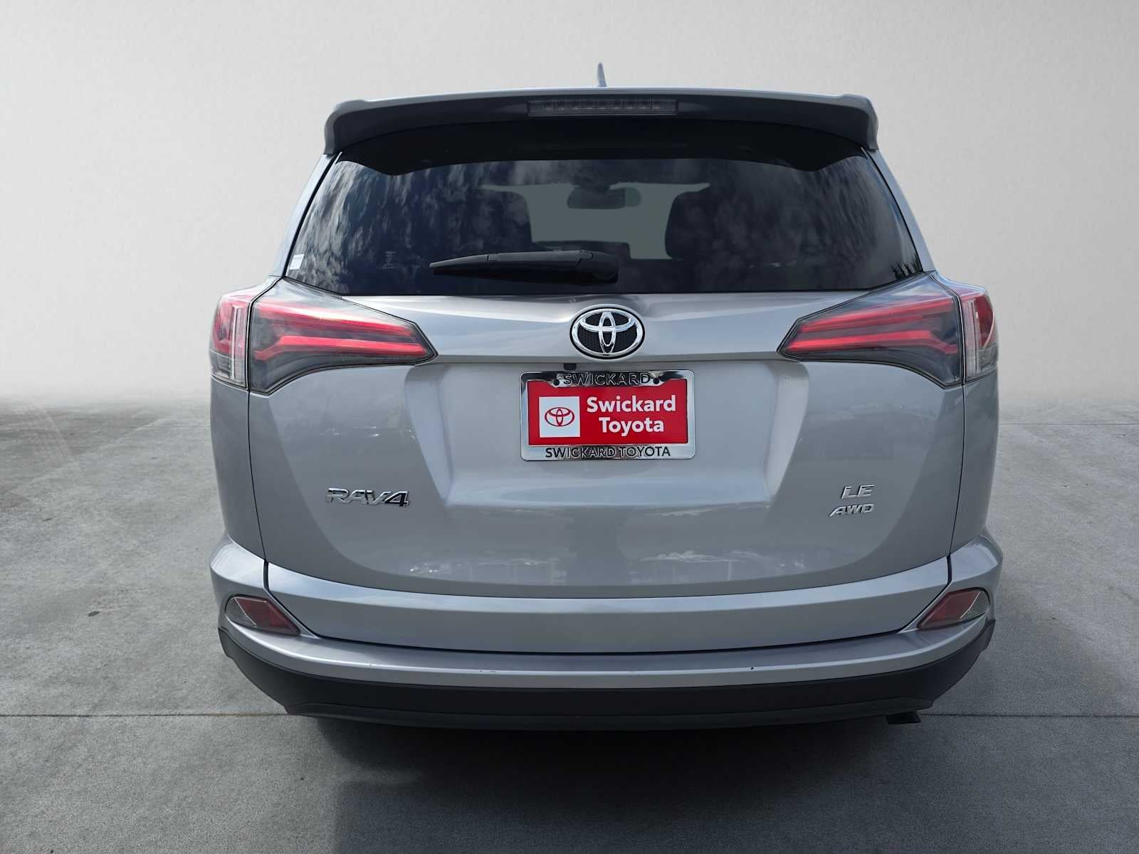 2018 Toyota RAV4 LE