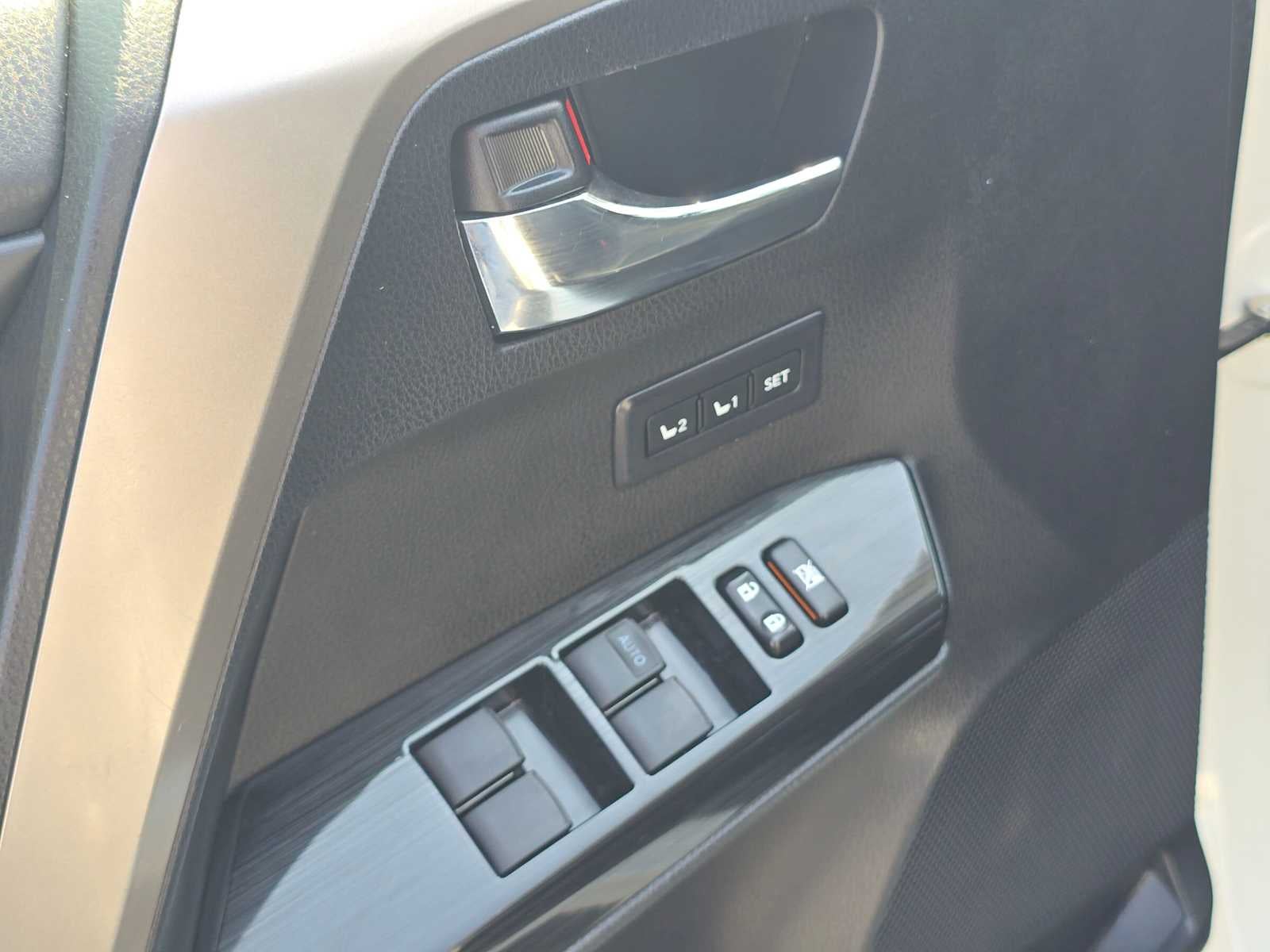 2018 Toyota RAV4 Hybrid Limited