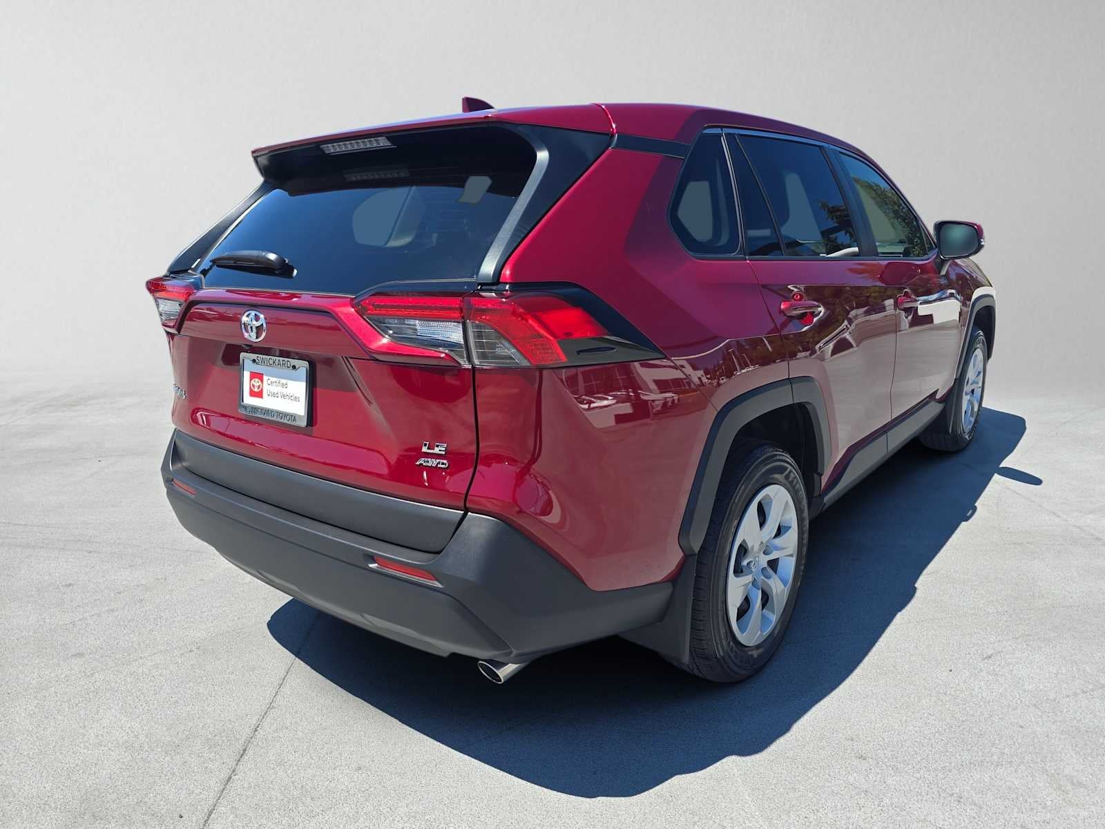 2025 Toyota RAV4 LE