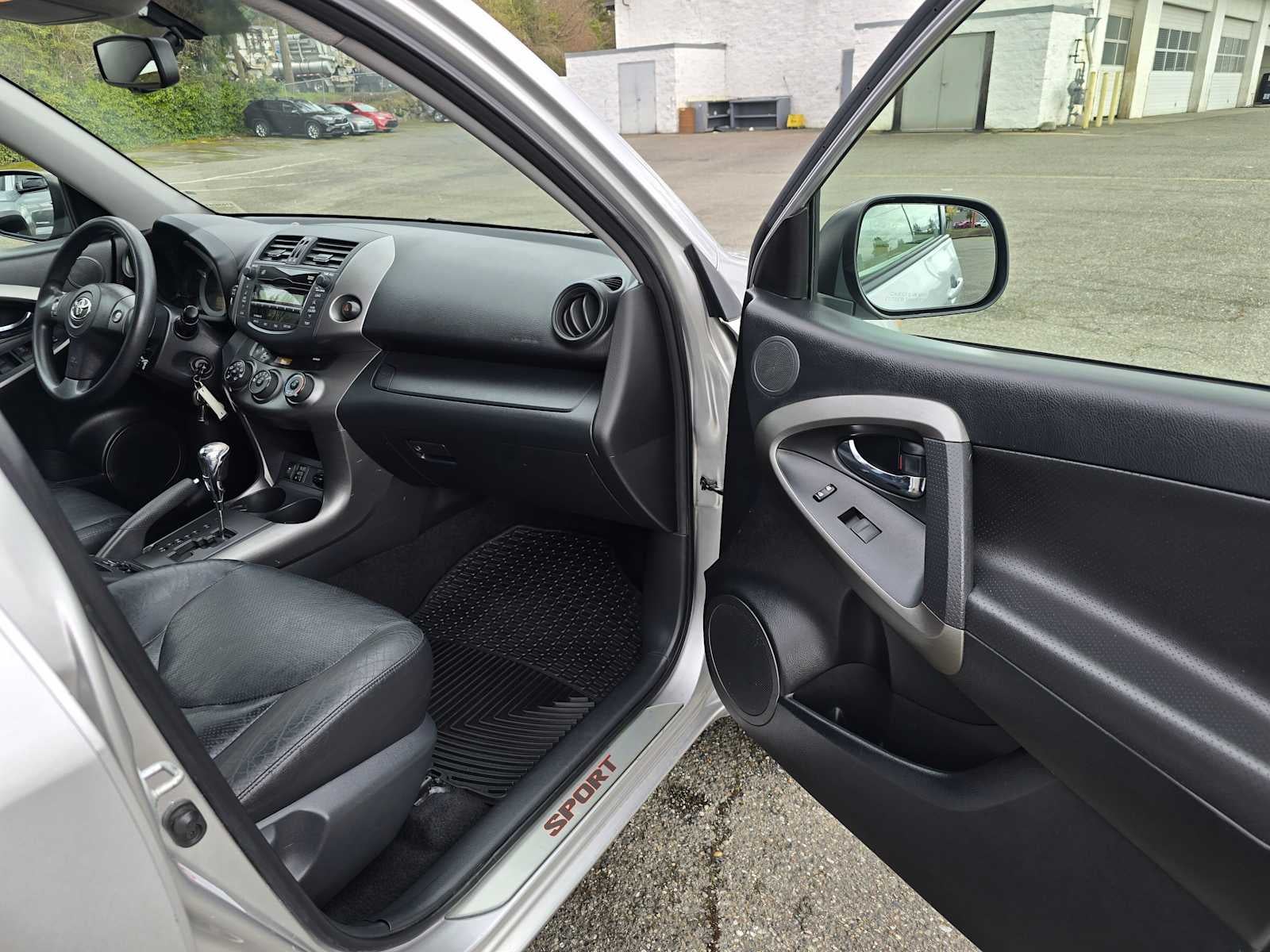 2011 Toyota RAV4 Sport