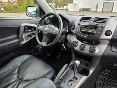 2011 Toyota RAV4 Sport