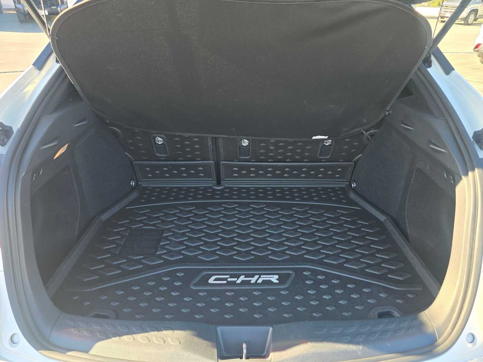 2020 Toyota C-HR XLE