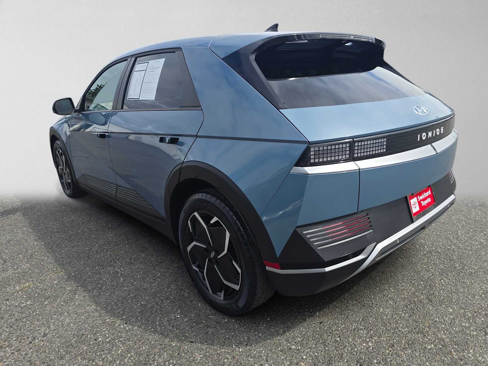2024 Hyundai IONIQ 5 SE