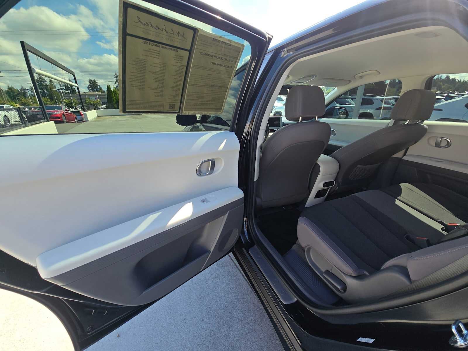 2024 Hyundai IONIQ 5 SEL