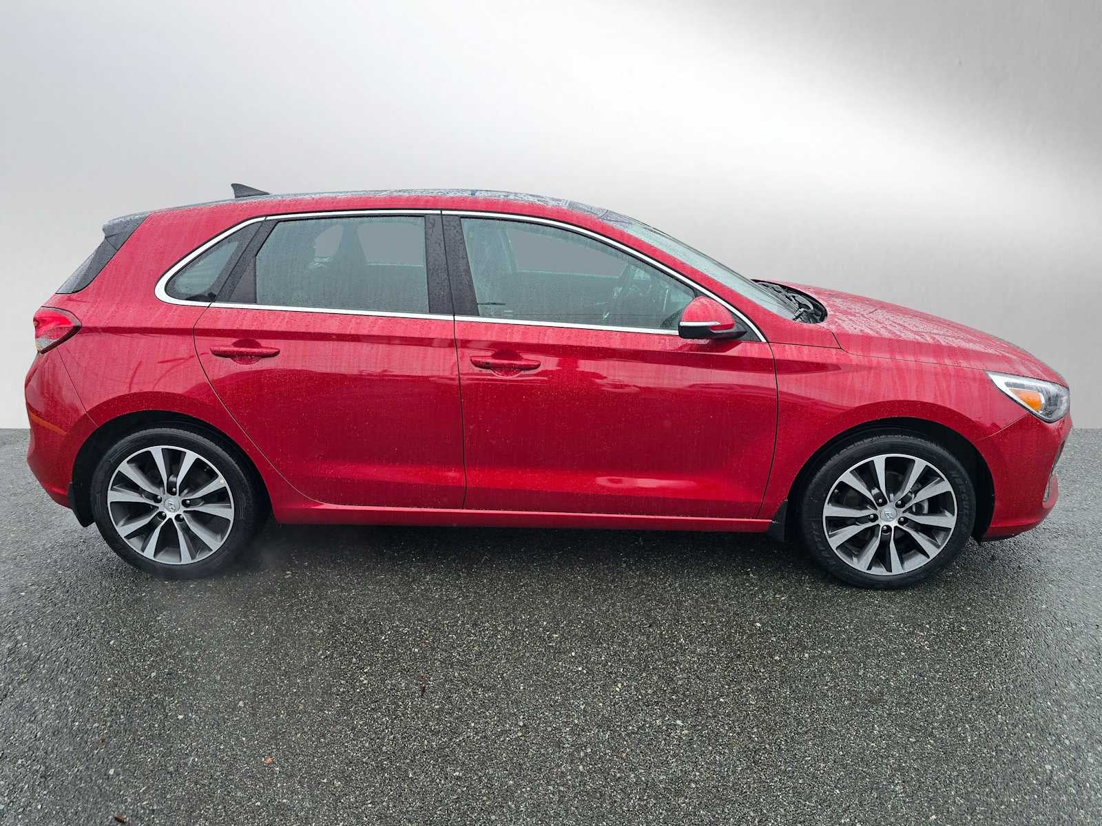 2020 Hyundai Elantra GT Base