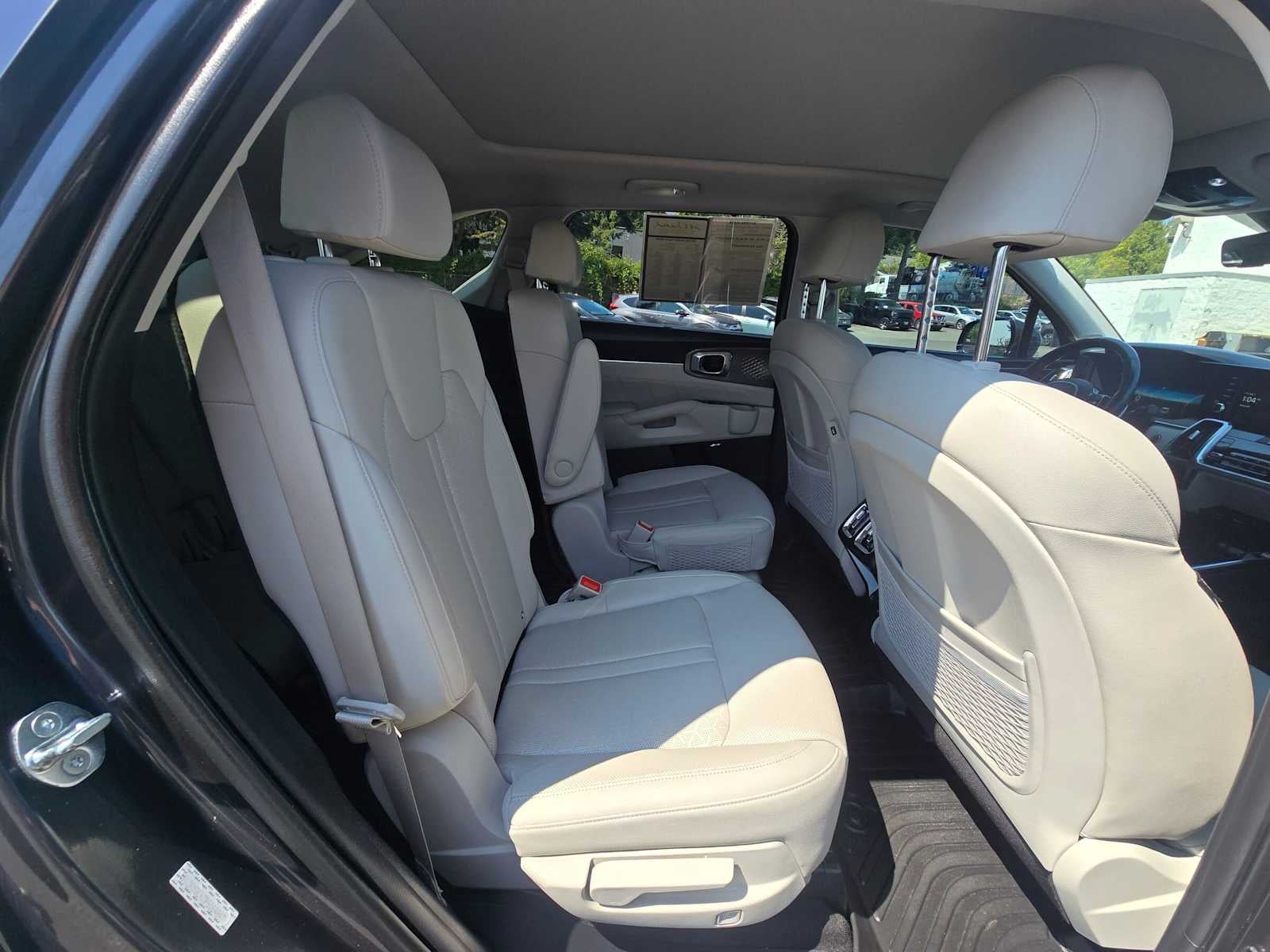 2023 Kia Sorento Plug-In Hybrid SX Prestige