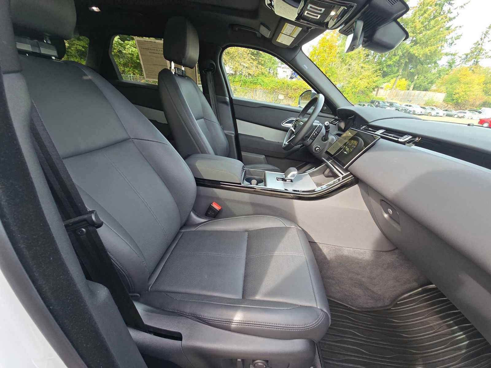 2025 Land Rover Range Rover Velar S