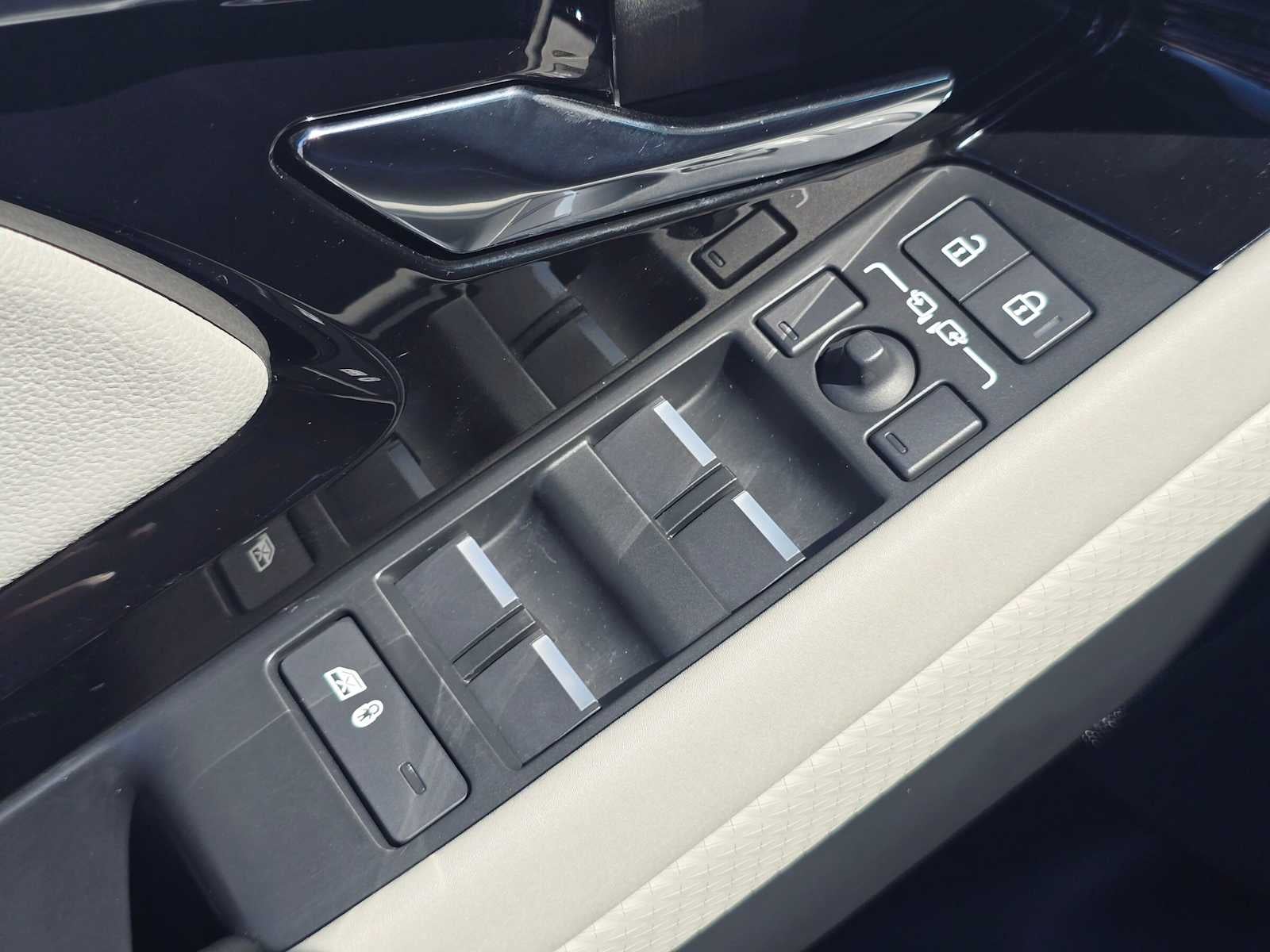 2023 Land Rover Range Rover Evoque S