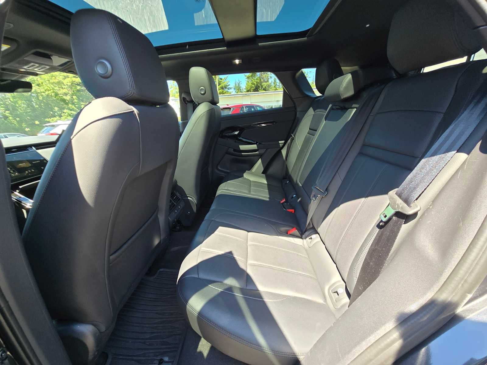 2024 Land Rover Range Rover Evoque Dynamic SE