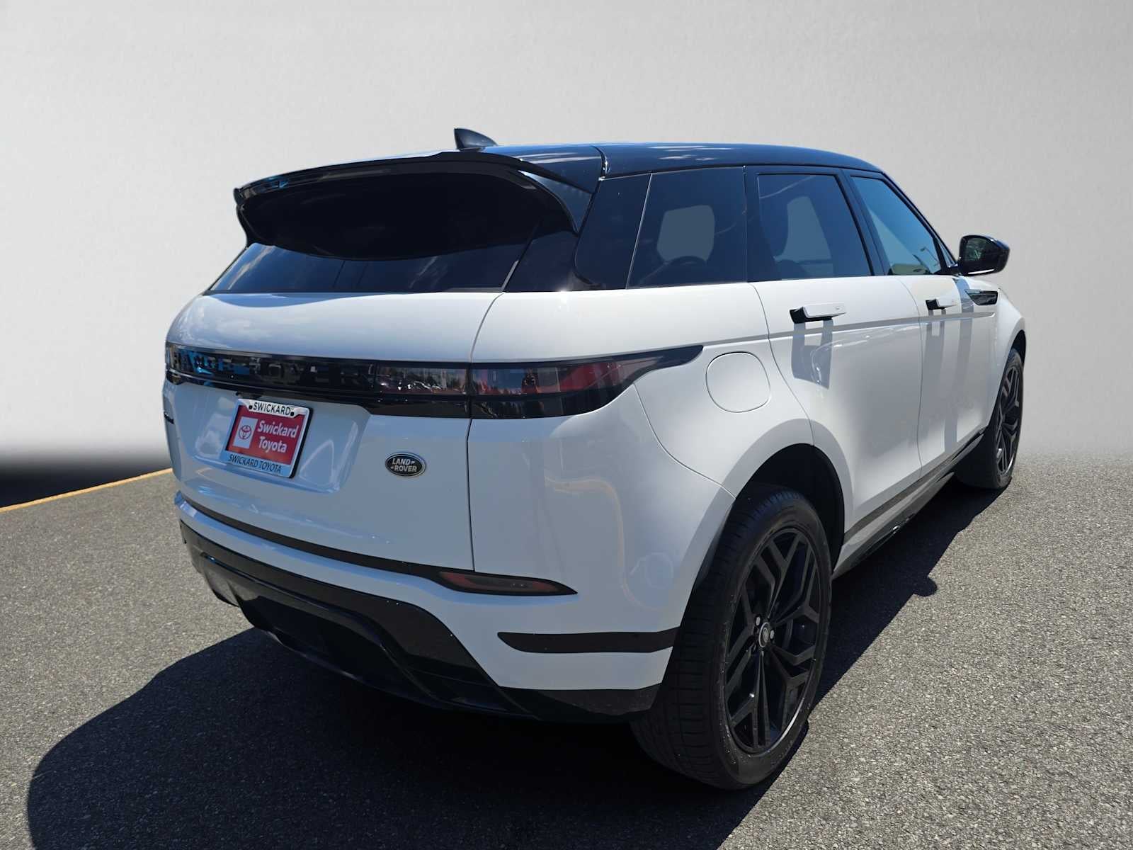 2023 Land Rover Range Rover Evoque R-Dynamic SE
