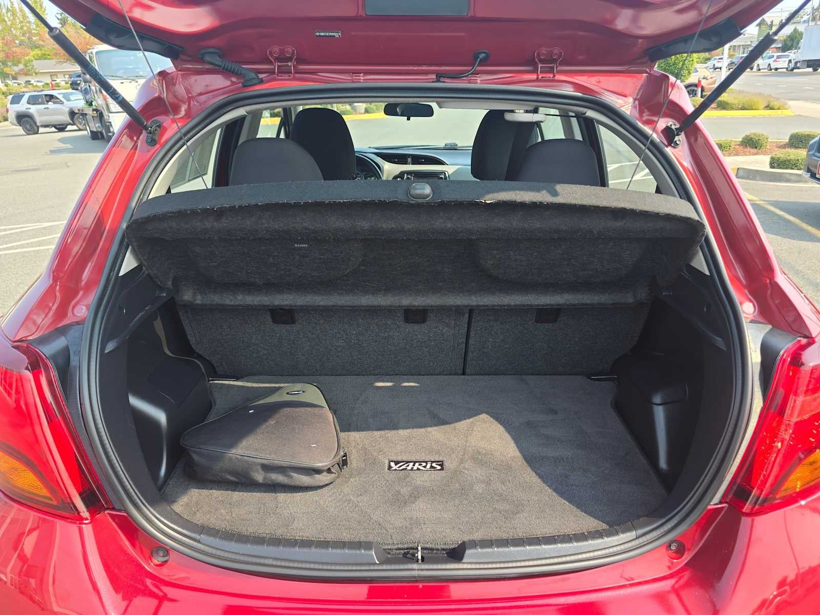 2017 Toyota Yaris L