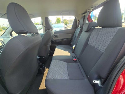 2017 Toyota Yaris L