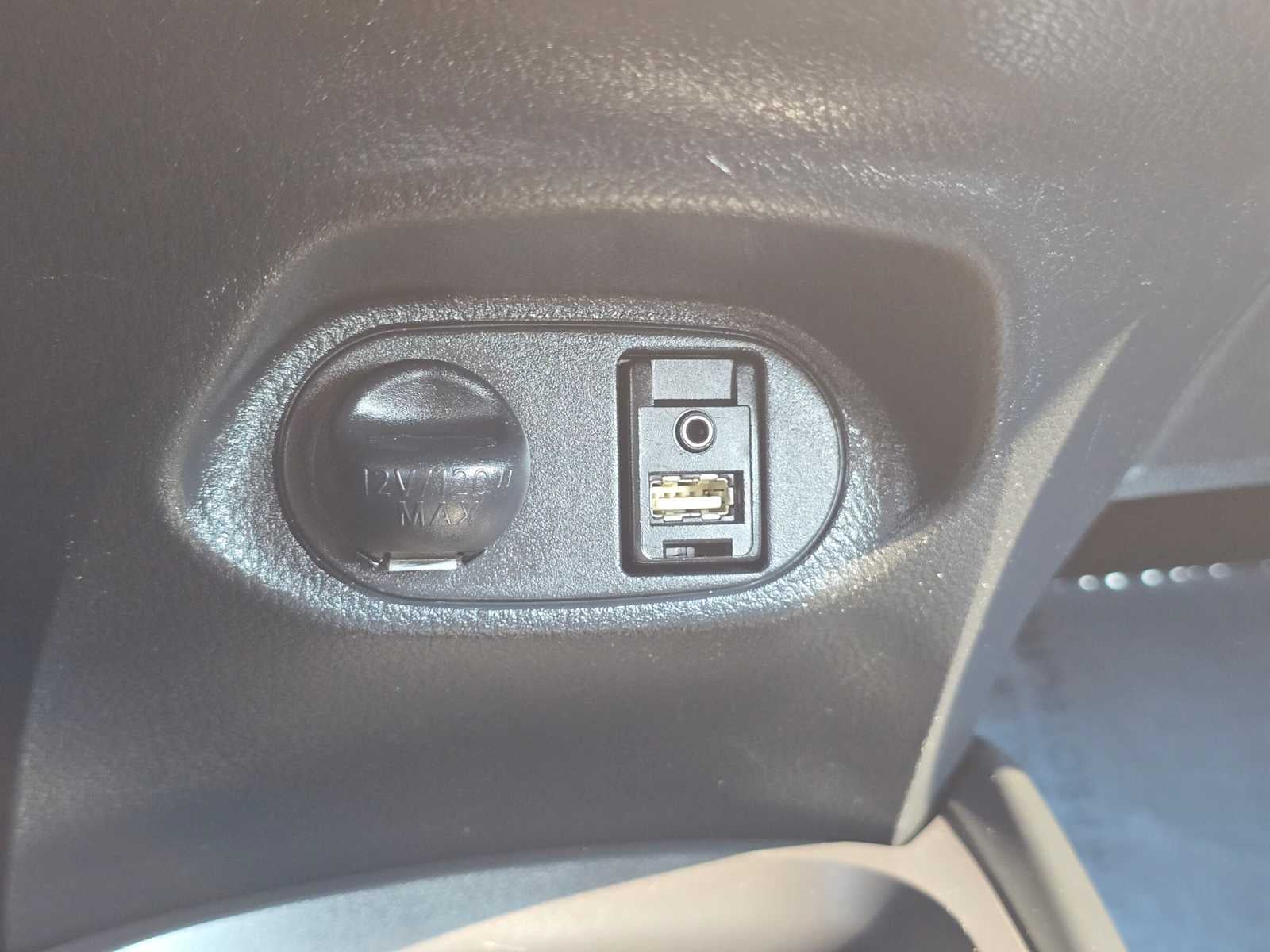 2017 Toyota Yaris L