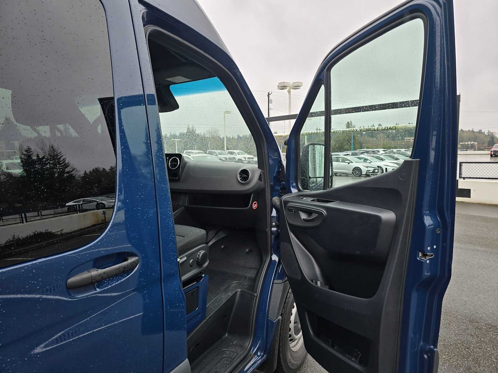 2024 Mercedes-Benz Sprinter Cargo Van Base