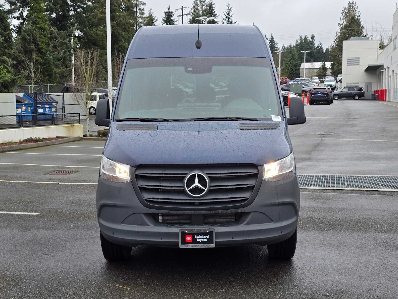 2024 Mercedes-Benz Sprinter Cargo Van Base