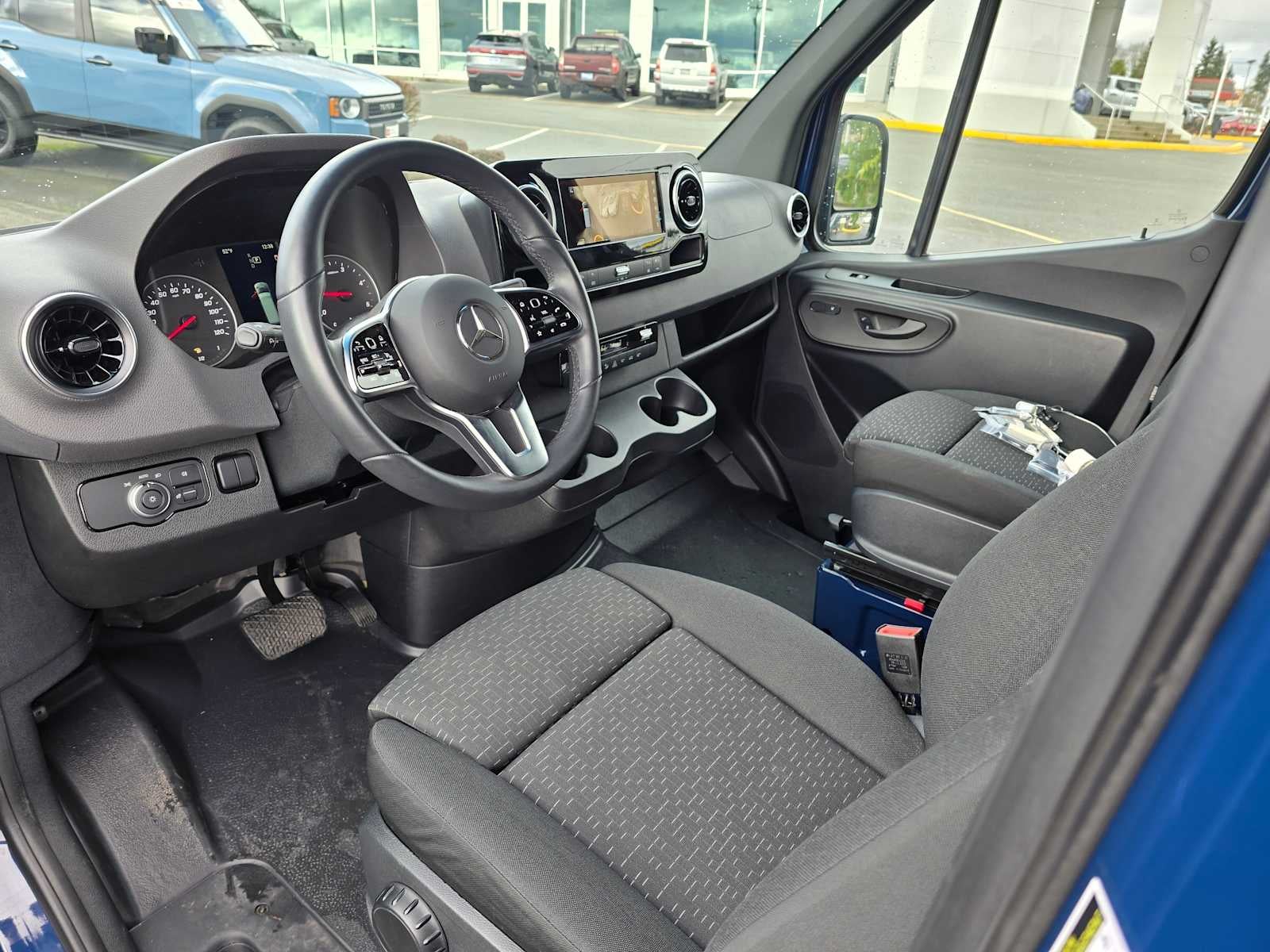 2024 Mercedes-Benz Sprinter Cargo Van Base