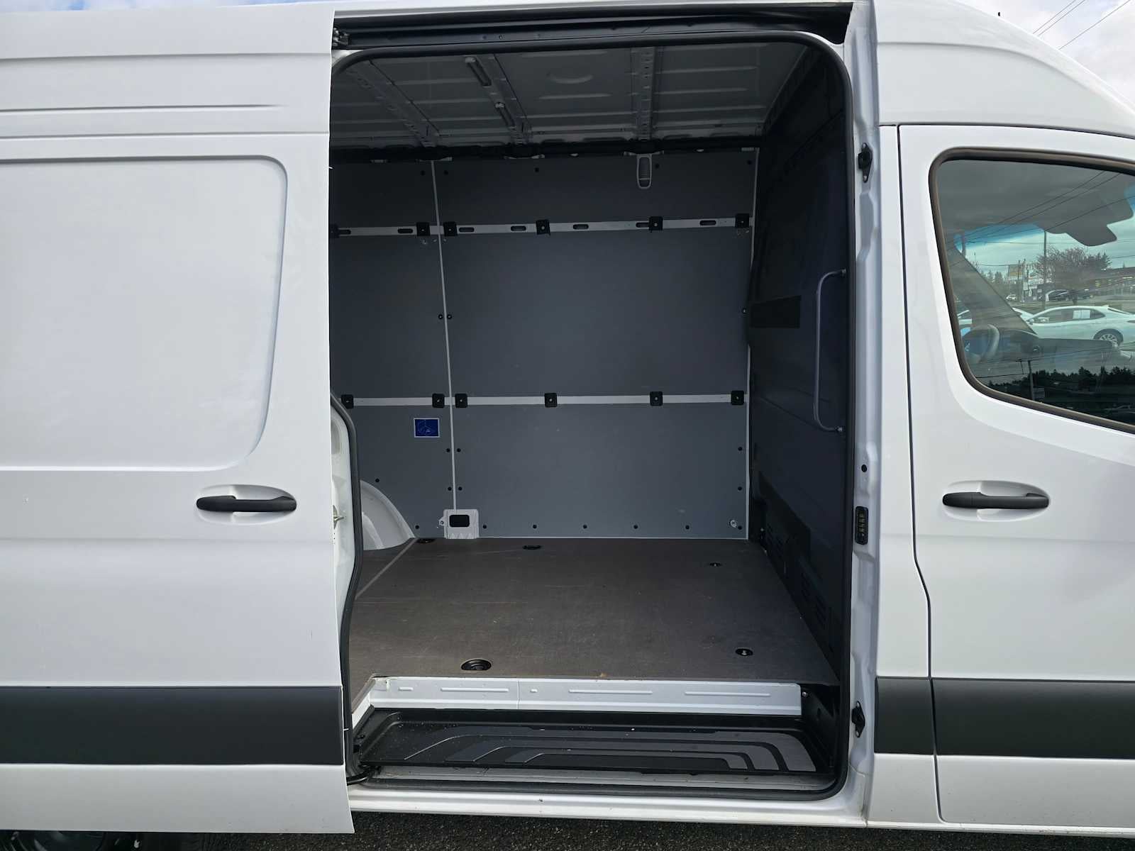 2024 Mercedes-Benz Sprinter Crew Van Base